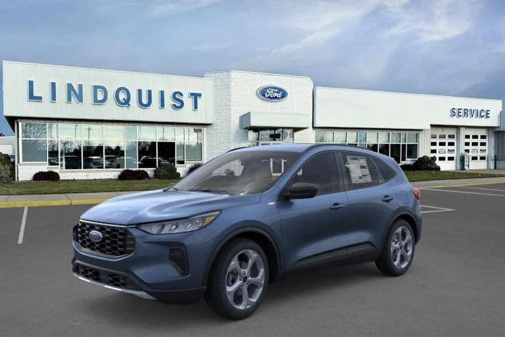 2026 Ford Escape ST-Line photo 1