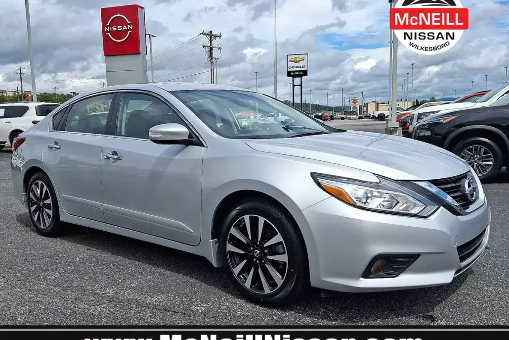 2018 Nissan Altima 2.5 SV photo 1