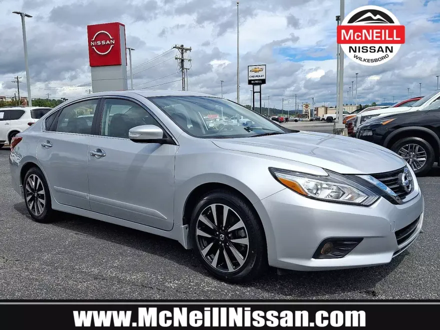 2018 Nissan Altima 2.5 SV photo 1
