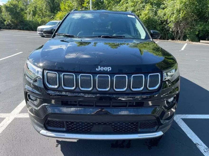 2022 Jeep Compass Limited photo 1
