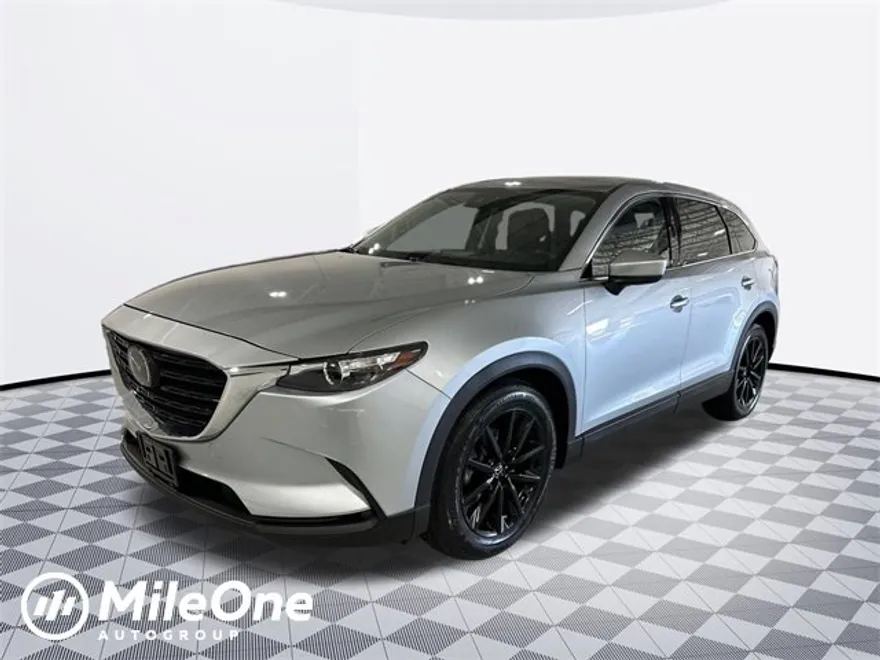 2023 Mazda CX-9 Touring photo 1
