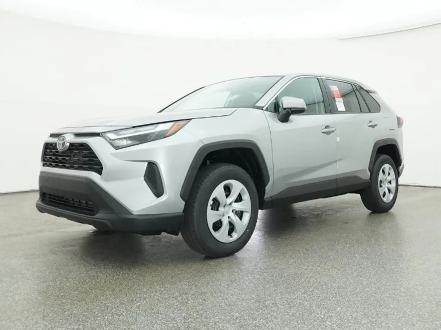 2025 Toyota RAV4 LE photo 1
