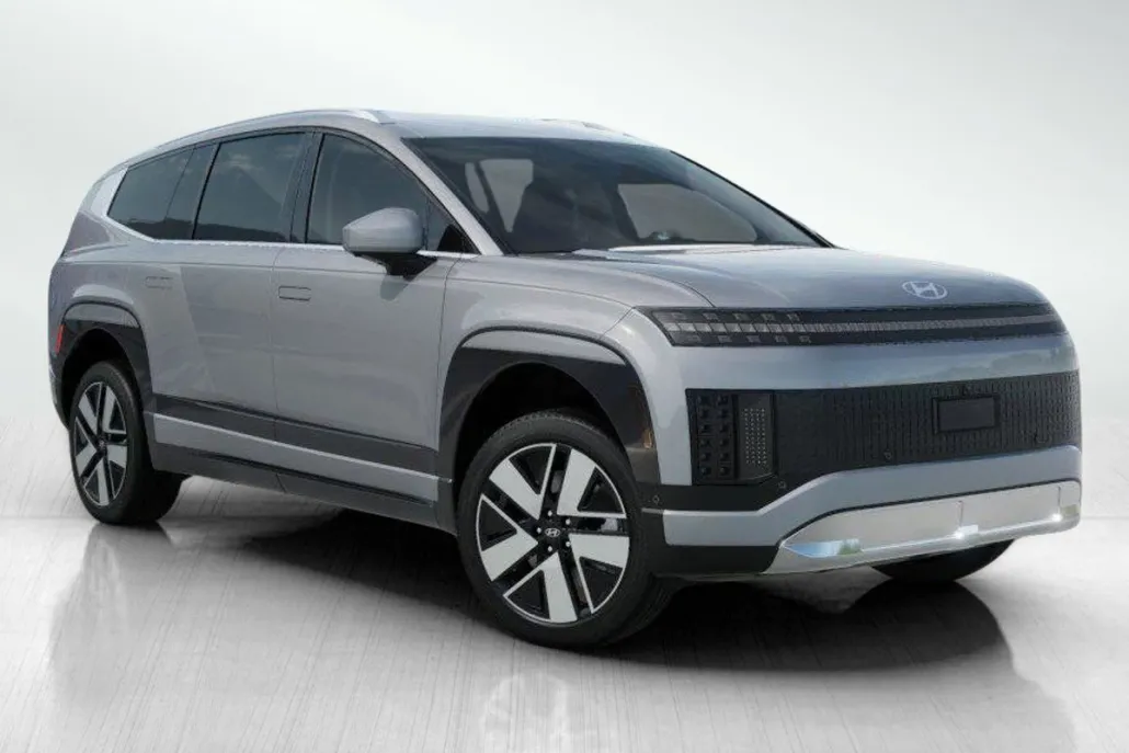 2026 Hyundai Ioniq SEL photo 1