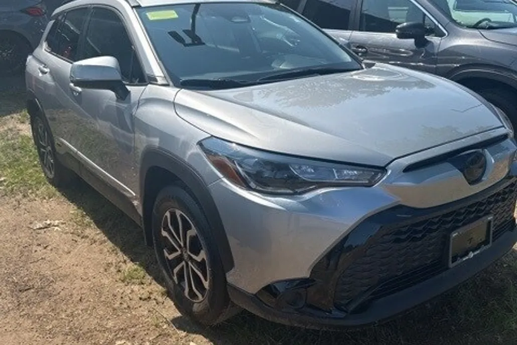 2024 Toyota Corolla Hybrid SE photo 1
