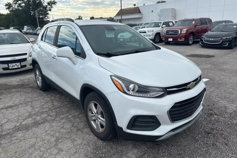 2019 Chevrolet Trax LT photo 1