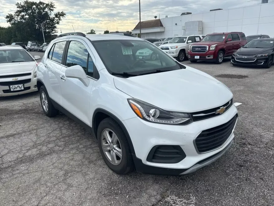 2019 Chevrolet Trax LT photo 1