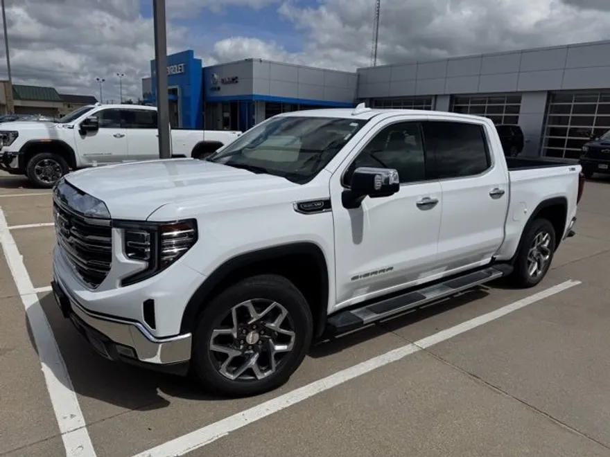 2023 Gmc Sierra 1500 SLT photo 1