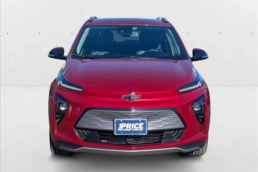 2022 Chevrolet Bolt EUV photo 1