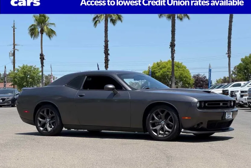 2019 Dodge Challenger GT photo 1