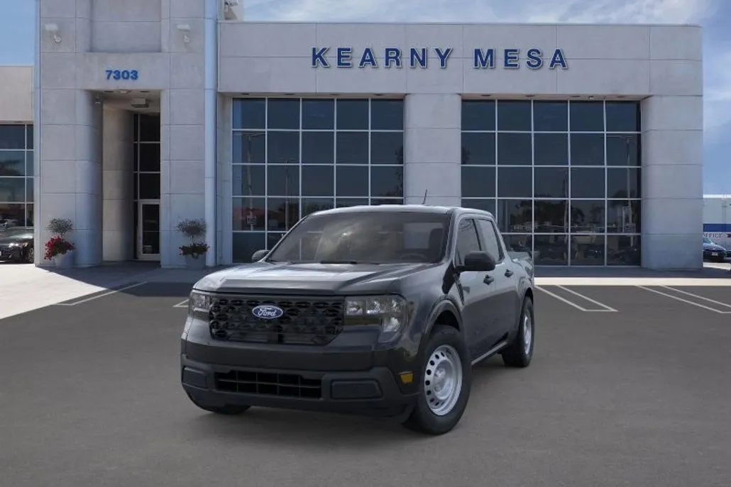 2025 Ford Maverick XL photo 1