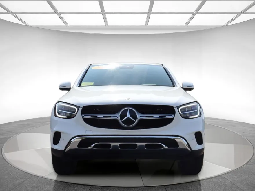 2023 Mercedes Benz GLC 300 4MATIC Coupe photo 1