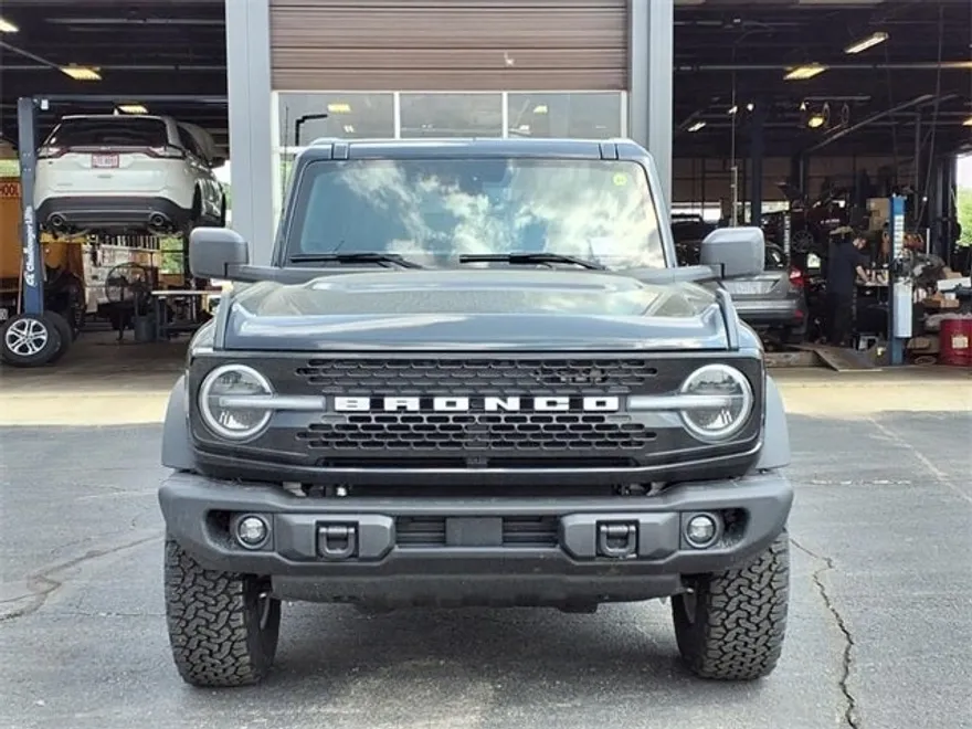 2025 Ford Bronco Badlands photo 1