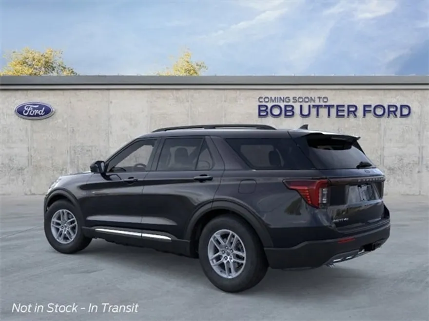 2025 Ford Explorer photo 1