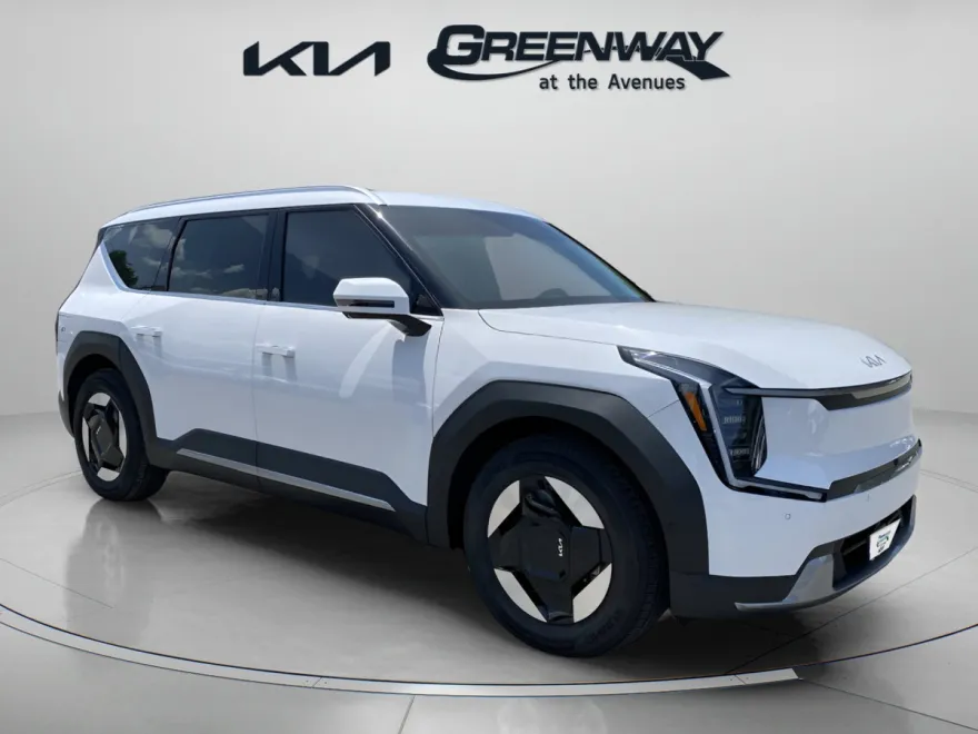 2026 Kia EV9 Wind photo 1
