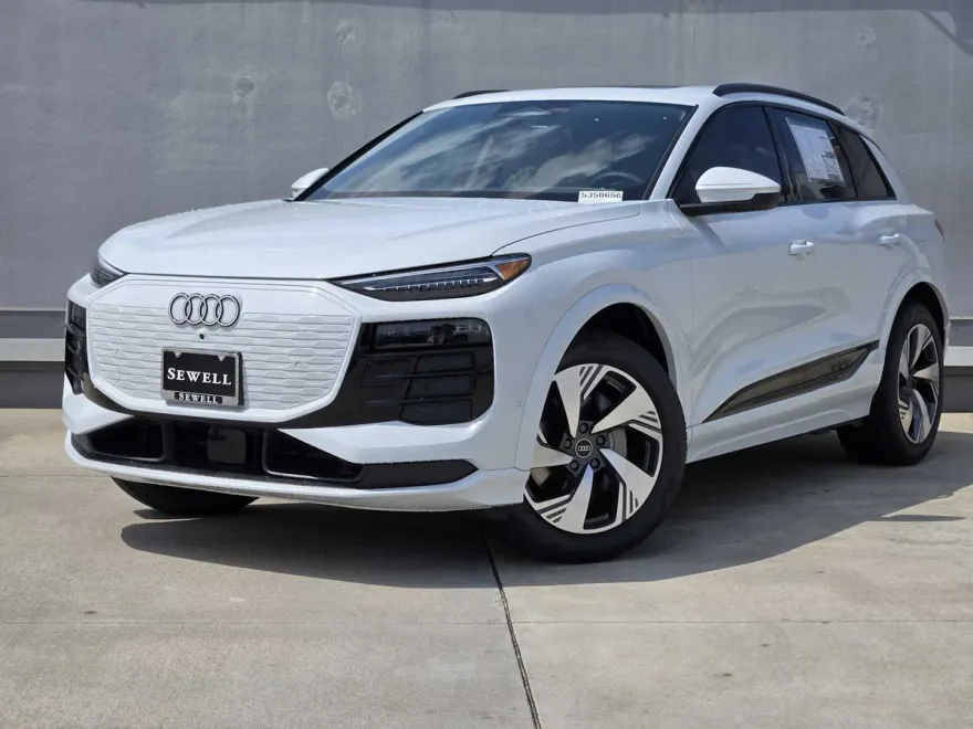 2025 Audi Q6 E-tron Premium Plus photo 1