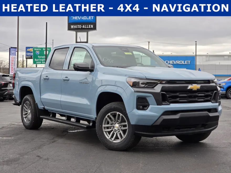 2025 Chevrolet Colorado Work Truck LT photo 1