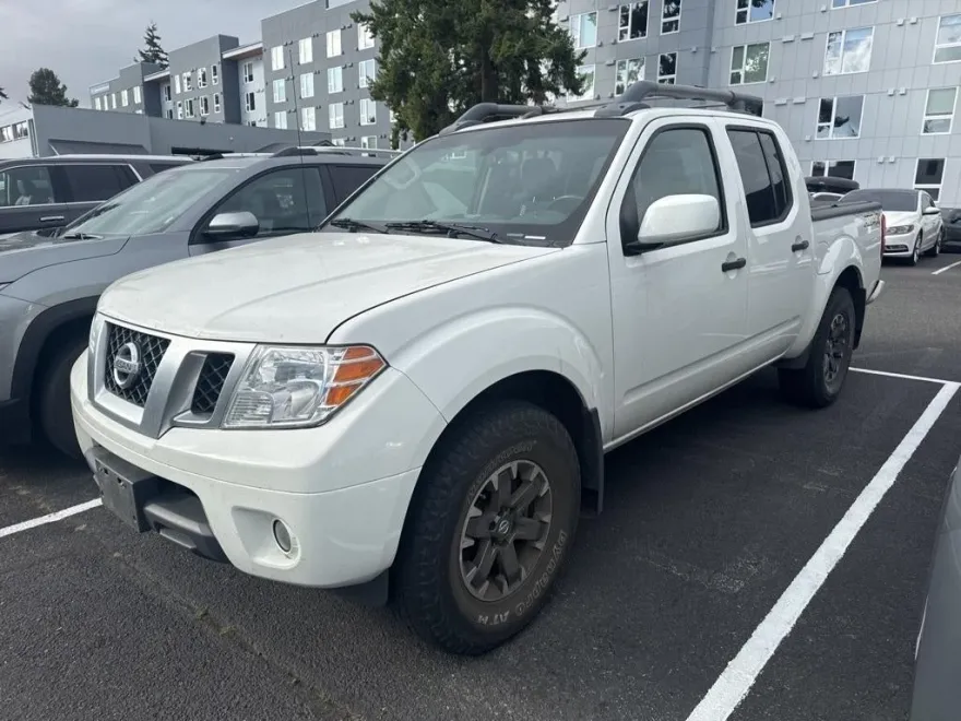 2019 Nissan Frontier PRO-4X photo 1