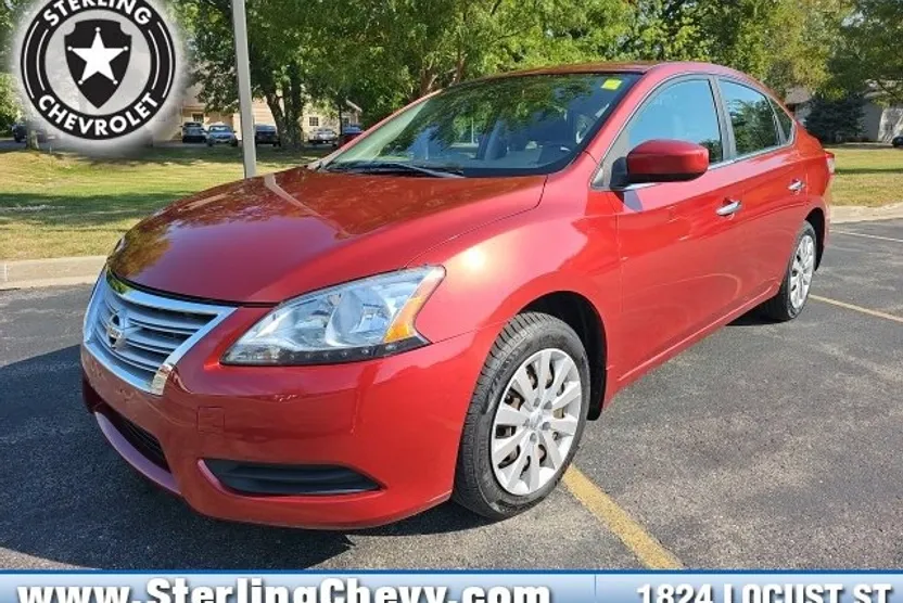 2015 Nissan Sentra SV photo 1