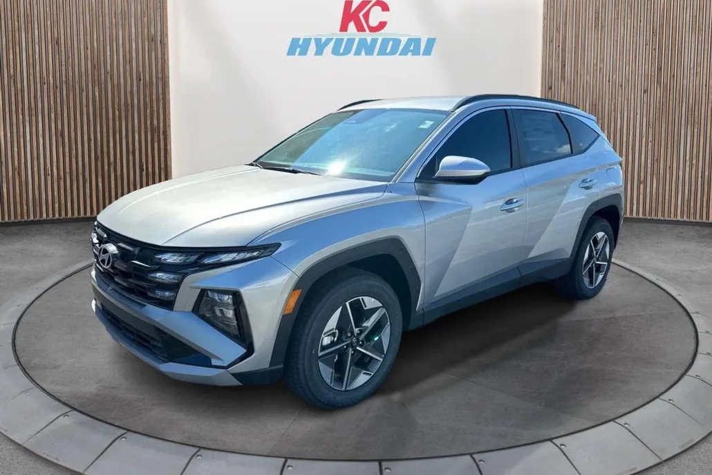 2025 Hyundai Tucson SEL photo 1