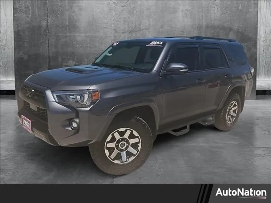 2022 Toyota 4Runner TRD Premium photo 1