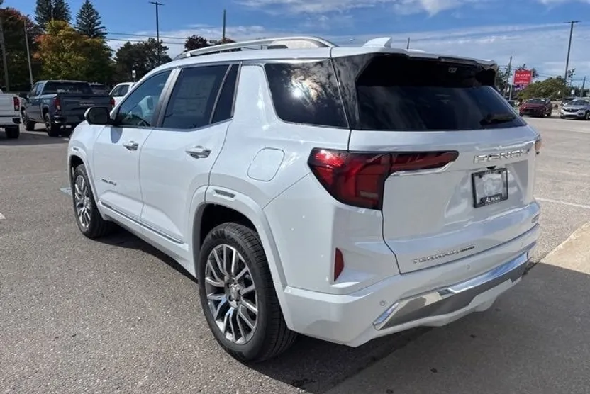 2026 Gmc Terrain Denali photo 1