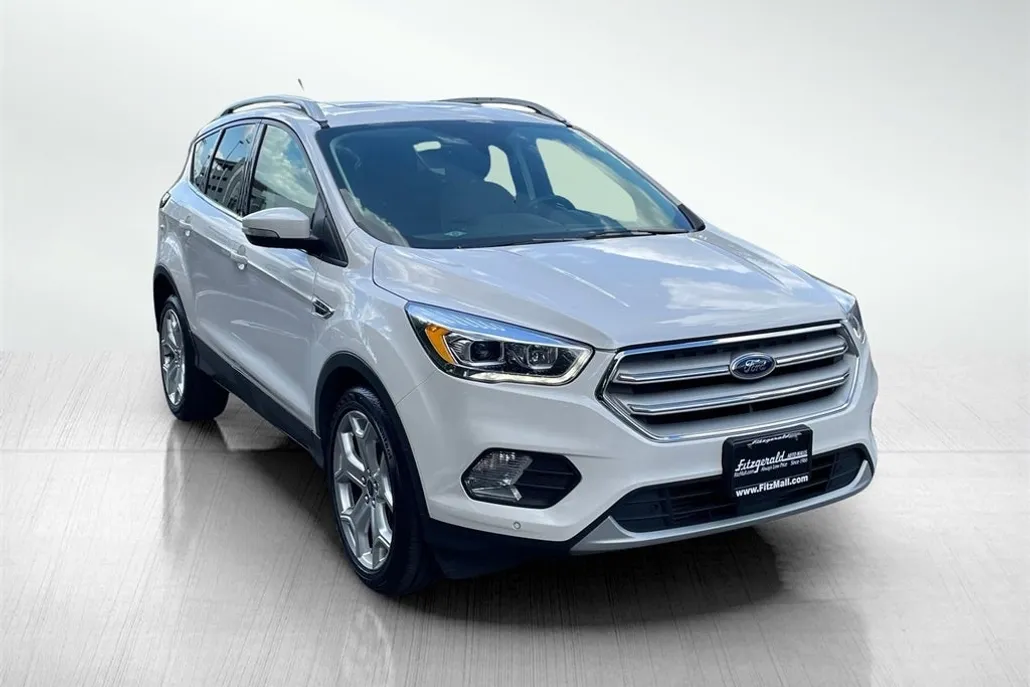 2019 Ford Escape Titanium photo 1