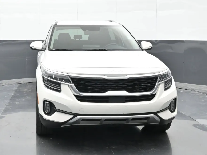 2022 Kia Seltos SX photo 1