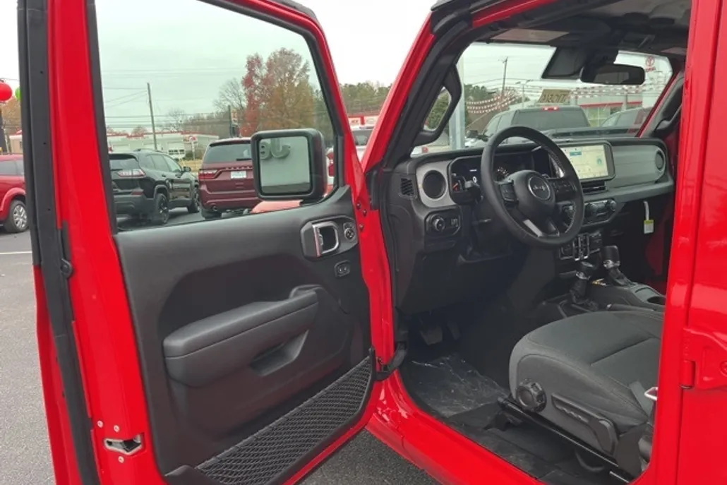 2025 Jeep Wrangler Sport S photo 1