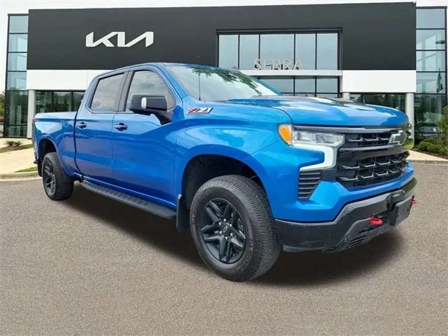 2022 Chevrolet Silverado 1500 LT Trail Boss photo 1