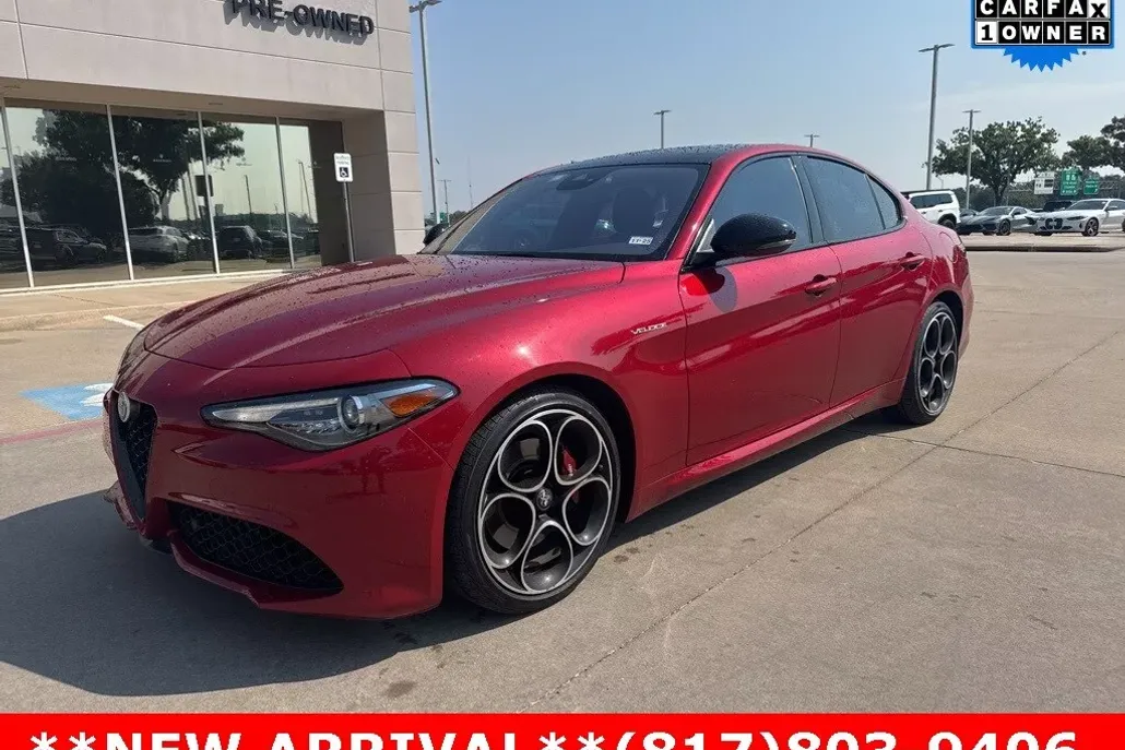 2023 Alfa Romeo Giulia Ti photo 1