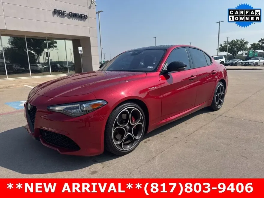 2023 Alfa Romeo Giulia Ti photo 1