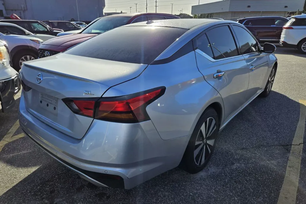 2020 Nissan Altima 2.5 SL photo 1