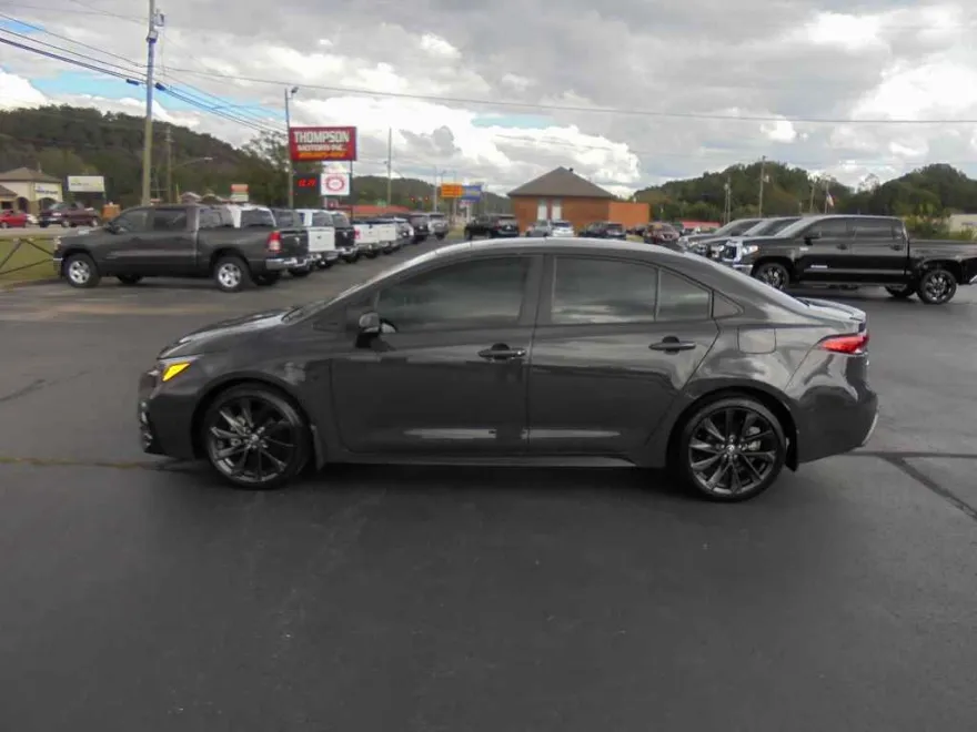 2024 Toyota Corolla XSE photo 1