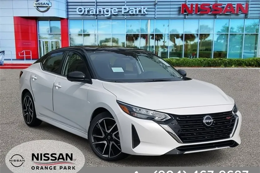 2025 Nissan Sentra SR photo 1