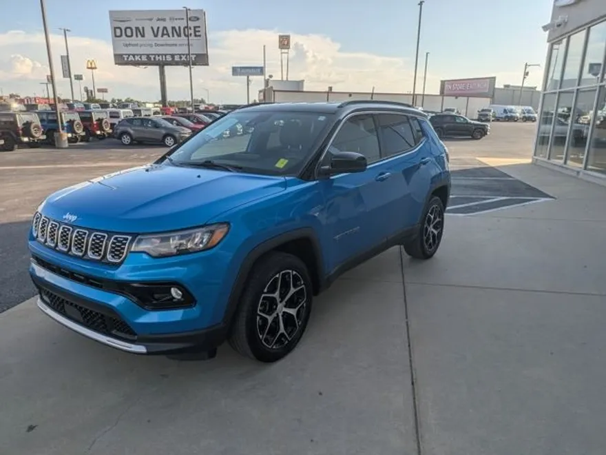 2024 Jeep Compass Limited photo 1