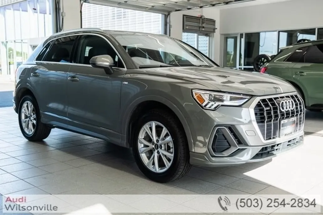 2023 Audi Q3 Premium S line photo 1