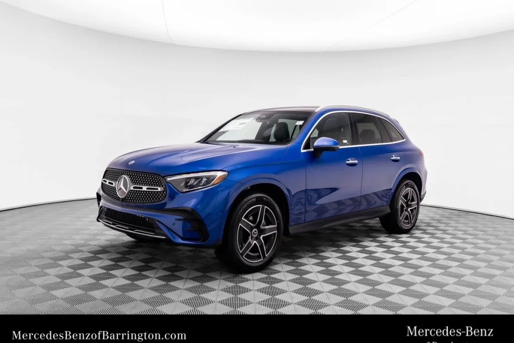 2025 Mercedes Benz GLC 300 photo 1