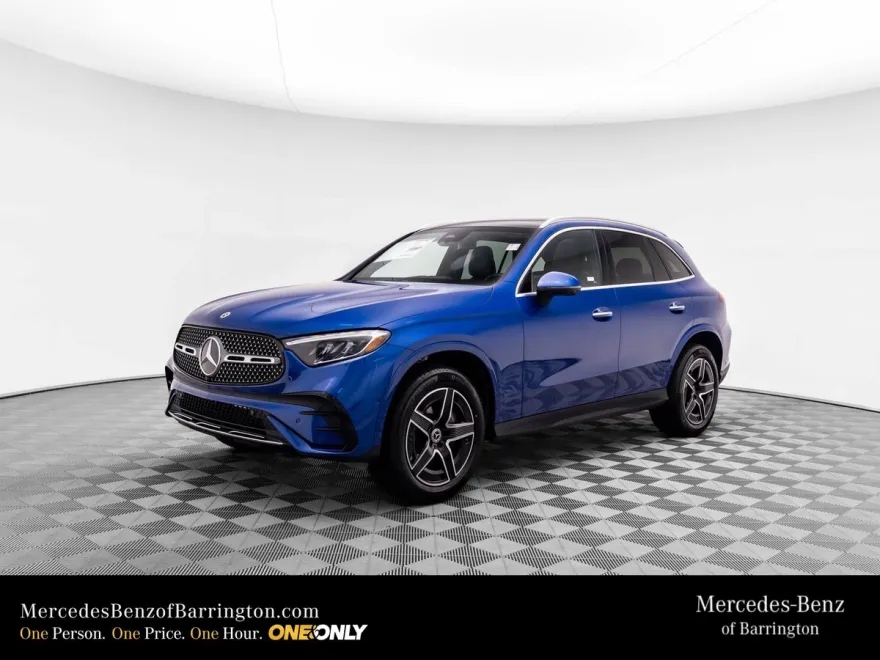 2025 Mercedes Benz GLC 300 photo 1