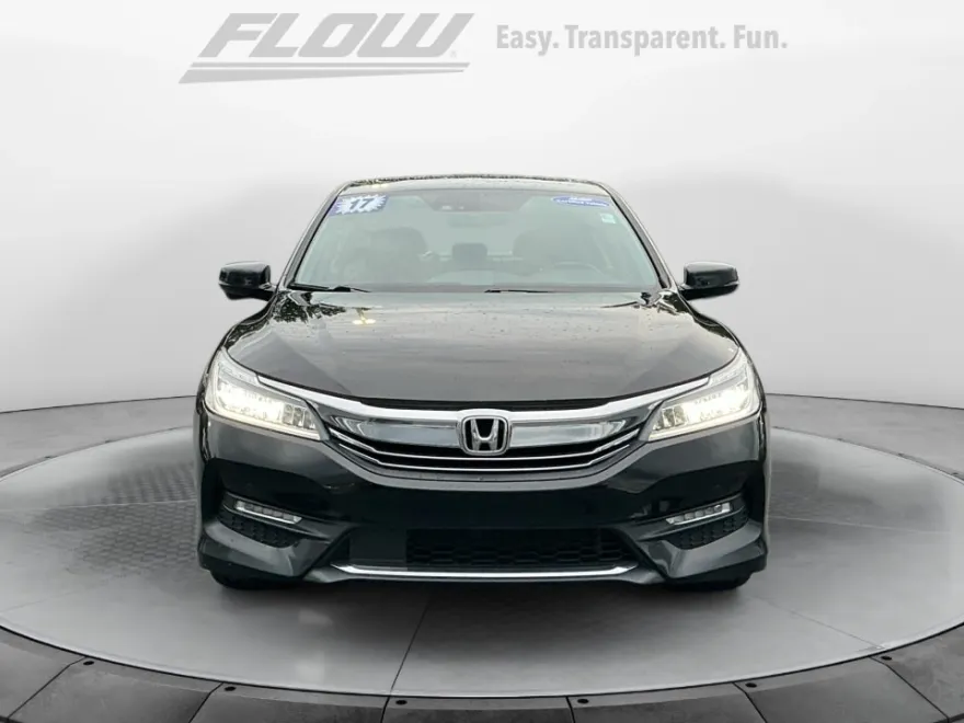 2017 Honda Accord Touring V6 photo 1