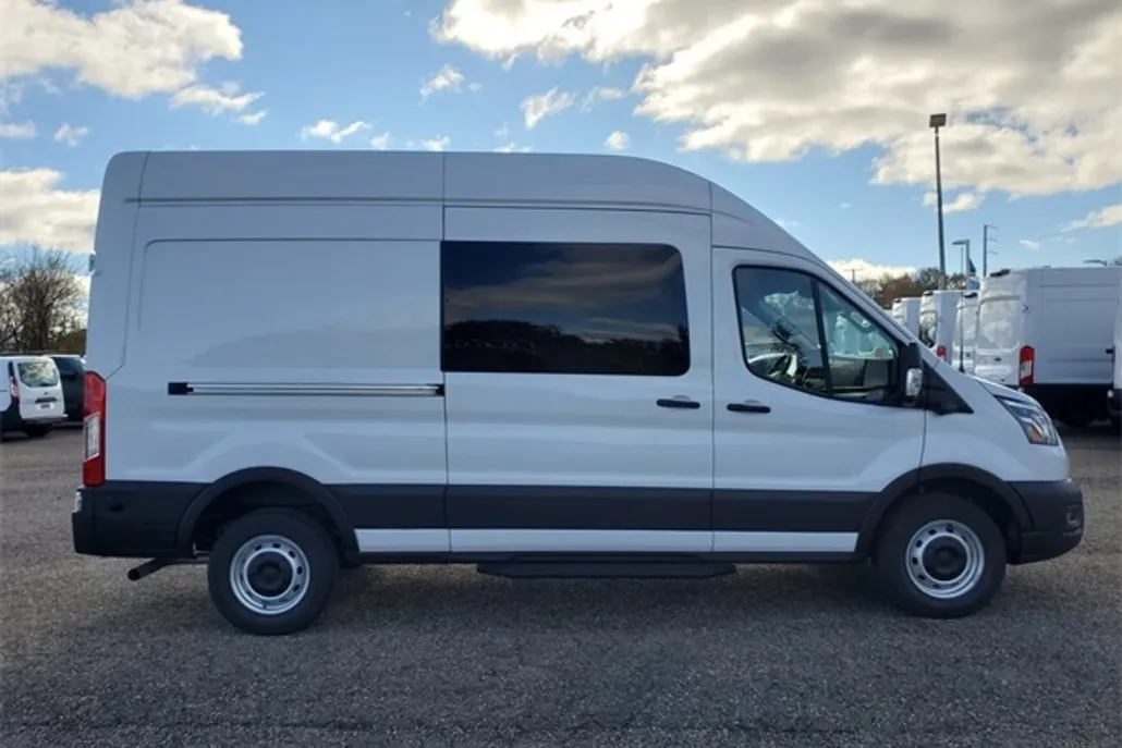 2024 Ford Transit Cargo Van photo 1