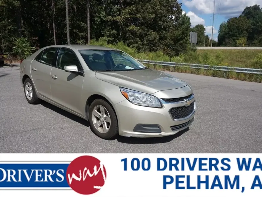 2015 Chevrolet Malibu 1LT photo 1