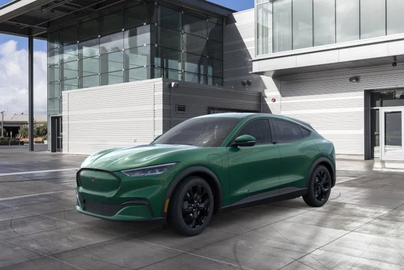 2024 Ford Mustang Mach-E Select photo 1