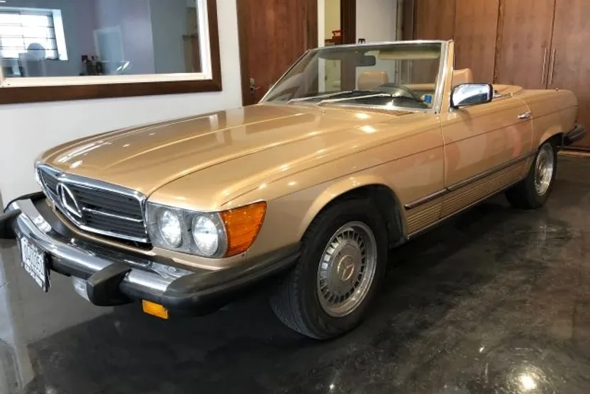 1984 Mercedes Benz 380 photo 1