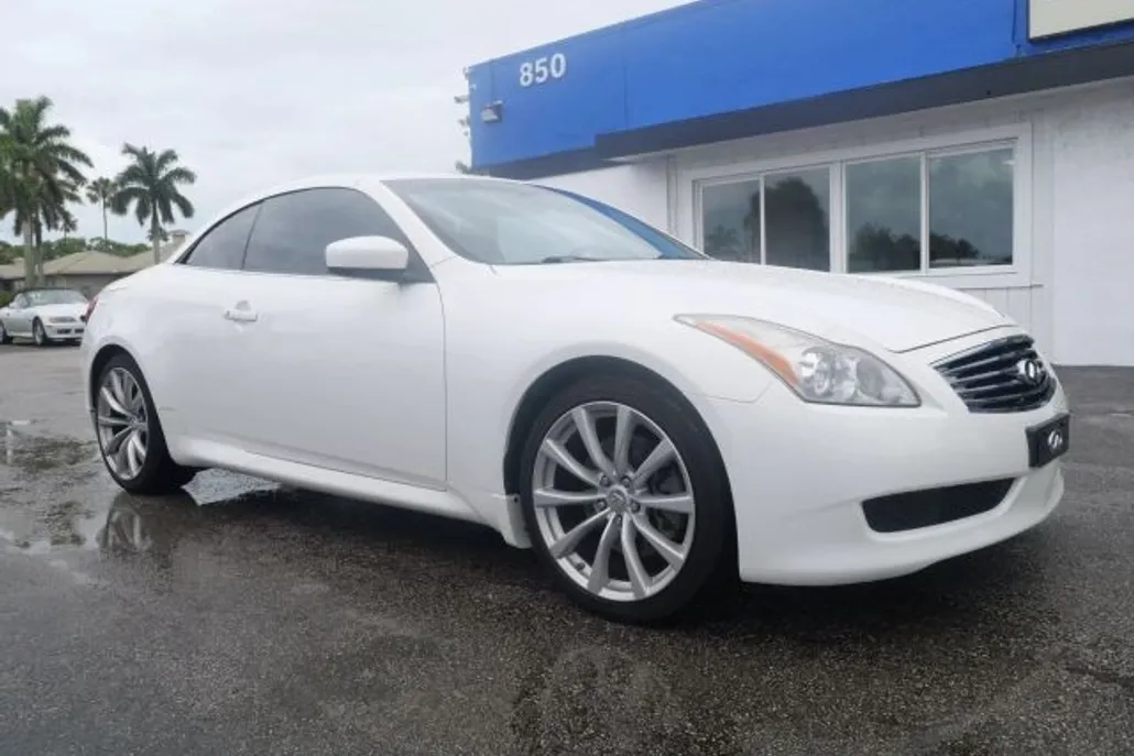 2009 Infiniti G37 Convertible Sport photo 1