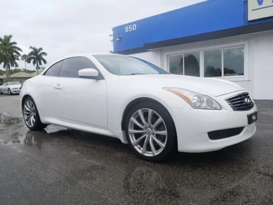 2009 Infiniti G37 Convertible Sport photo 1