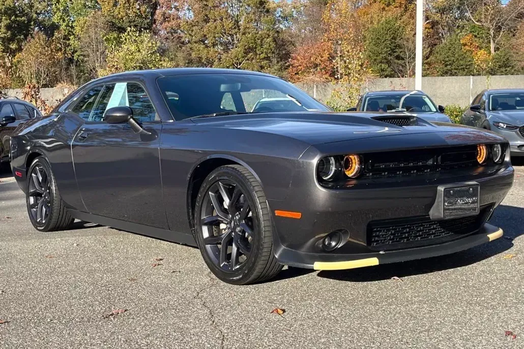 2021 Dodge Challenger GT photo 1