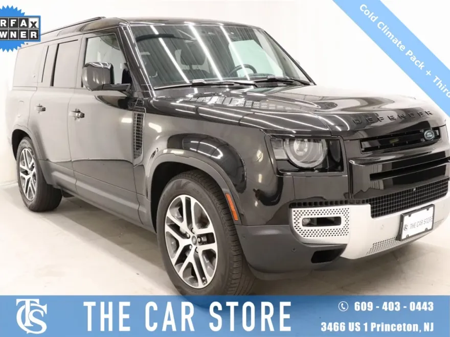 2023 Land Rover Defender 130 SE photo 1