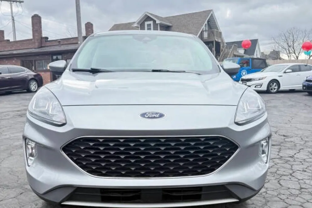 2022 Ford Escape SEL photo 1