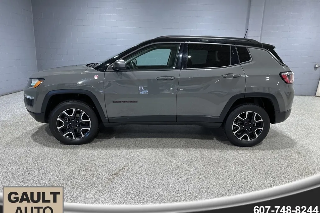 2019 Jeep Compass Trailhawk photo 1