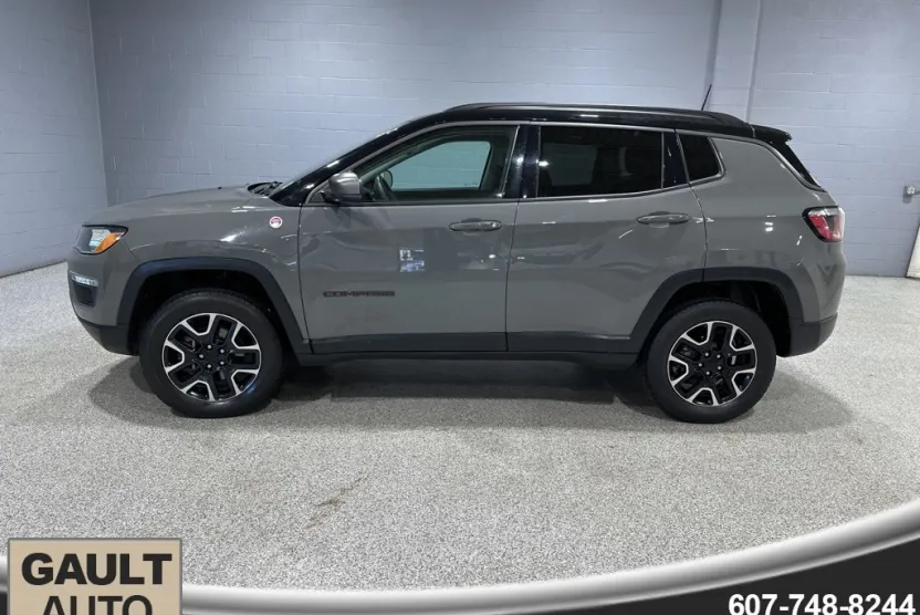 2019 Jeep Compass Trailhawk photo 1